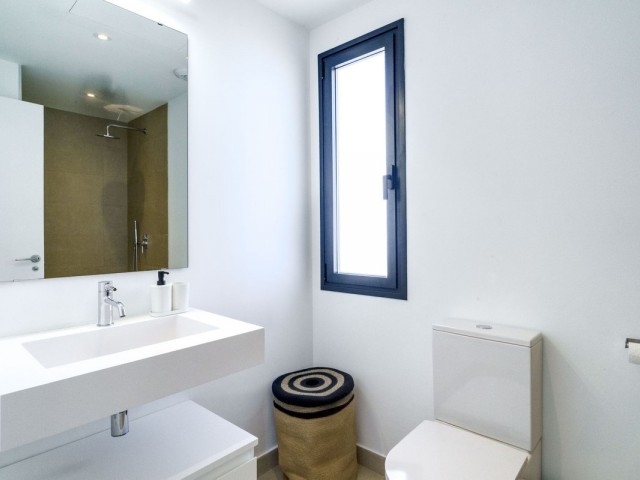 3 Bedrooms Townhouse in Estepona