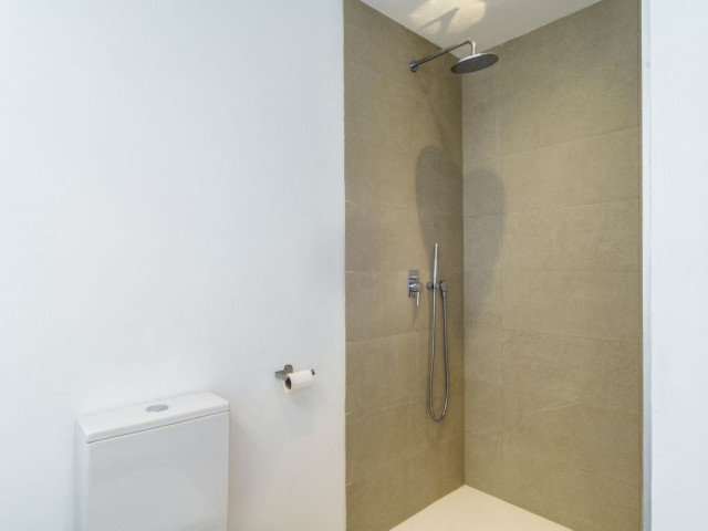 3 Bedrooms Townhouse in Estepona