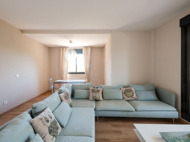 2 Bedrooms Apartment in Estepona