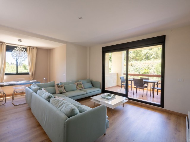 2 Bedrooms Apartment in Estepona