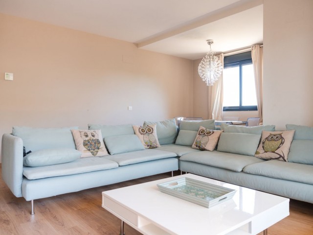 2 Bedrooms Apartment in Estepona