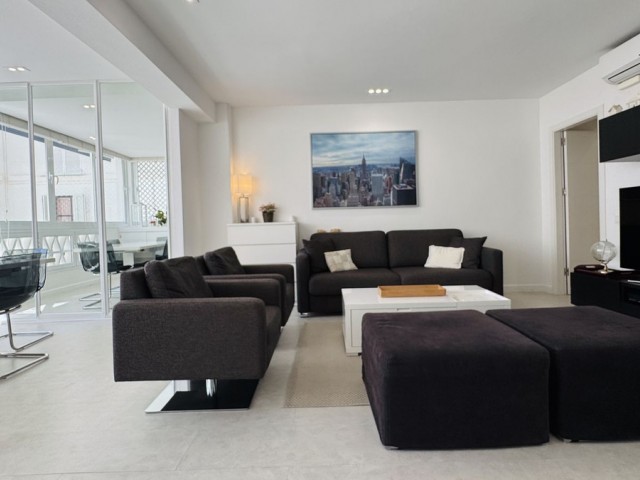 2 Schlafzimmer Apartment in Puerto Banús