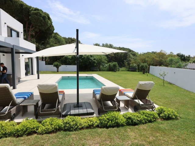 Villa, Artola, R5407996