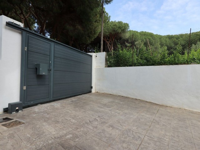 Villa con 3 Dormitorios  en Artola