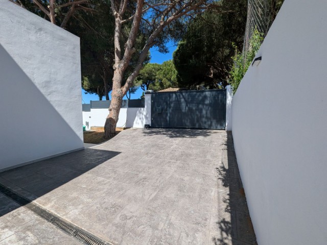 Villa con 3 Dormitorios  en Artola
