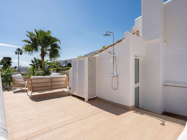 2 Schlafzimmer Apartment in Nueva Andalucía