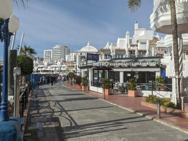 3 Bedrooms Apartment in Benalmadena