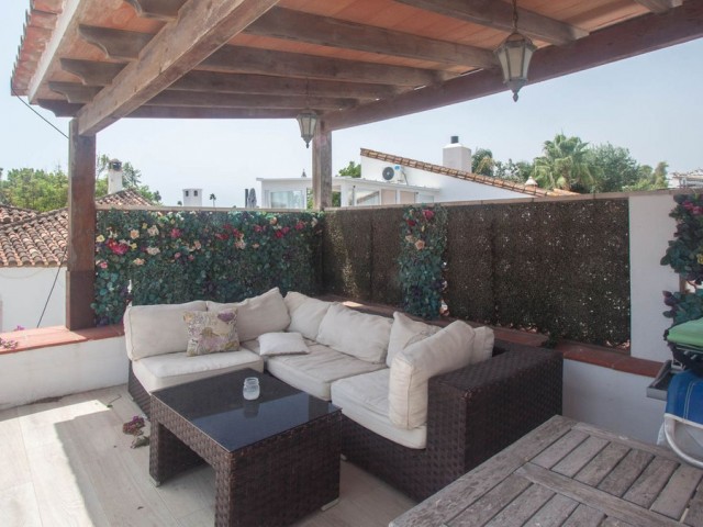 3 Bedrooms Townhouse in Estepona