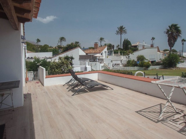 3 Bedrooms Townhouse in Estepona