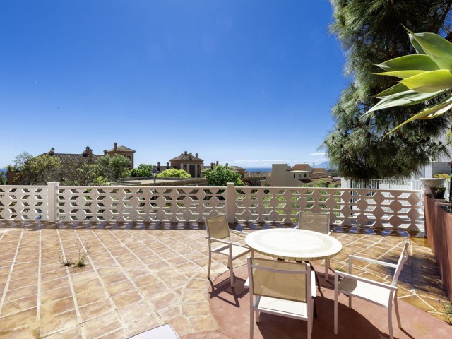 3 Bedrooms Villa in Marbella