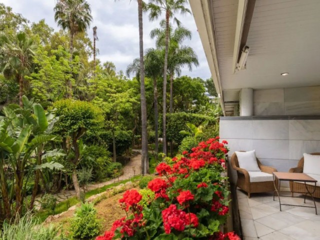 2 Bedrooms Apartment in Marbella