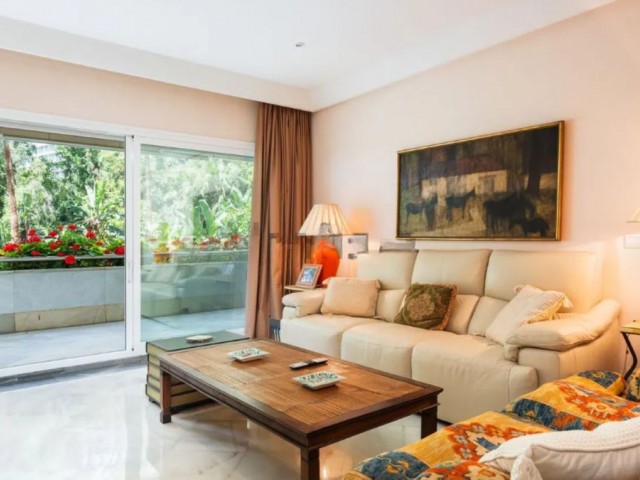 2 Bedrooms Apartment in Marbella