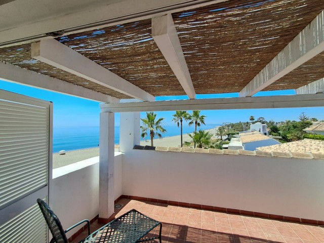 3 Bedrooms Villa in Estepona