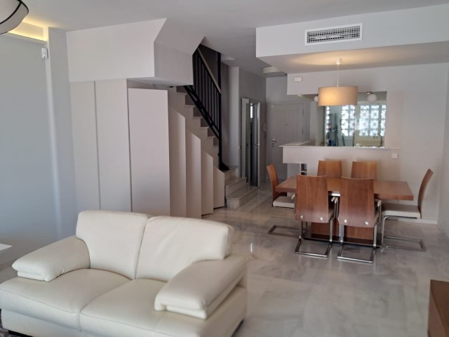 3 Bedrooms Villa in Estepona