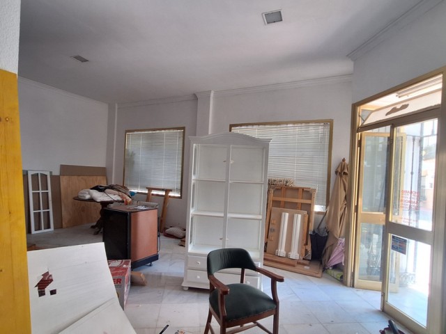 Commercial in Estepona
