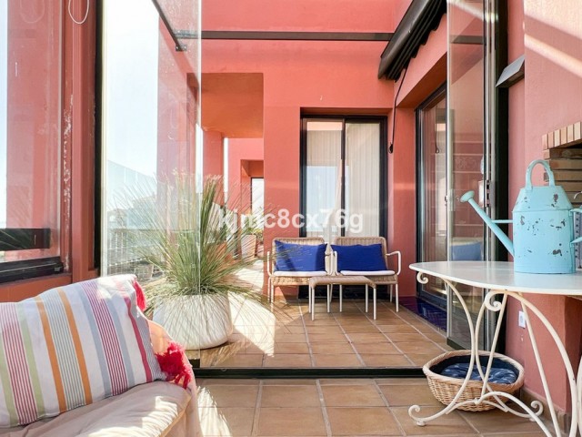 4 Bedrooms Apartment in Calahonda