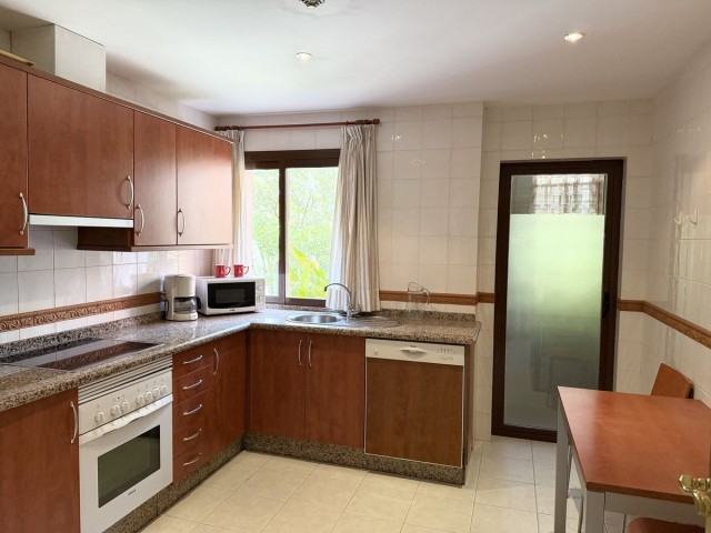 2 Schlafzimmer Apartment in Nueva Andalucía