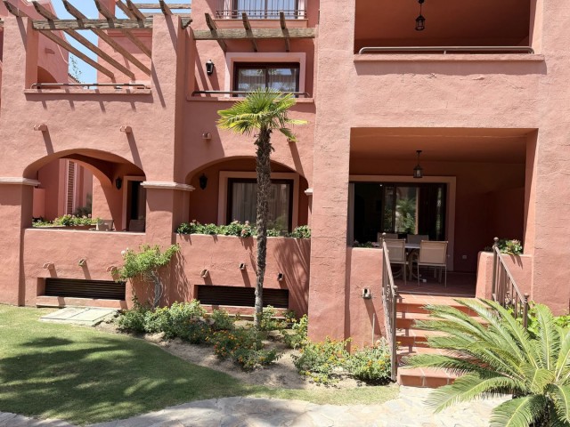 2 Schlafzimmer Apartment in Nueva Andalucía