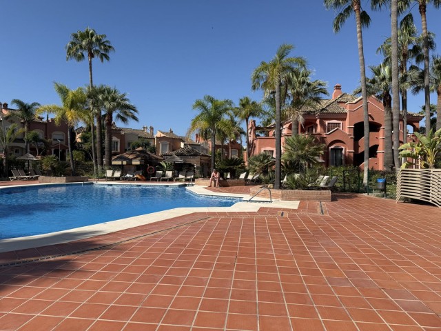 2 Schlafzimmer Apartment in Nueva Andalucía