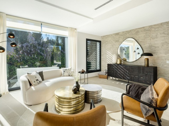 5 Schlafzimmer Villa in Nueva Andalucía