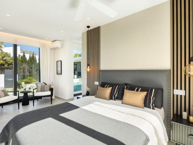 5 Schlafzimmer Villa in Nueva Andalucía