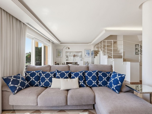 2 Schlafzimmer Apartment in Nueva Andalucía