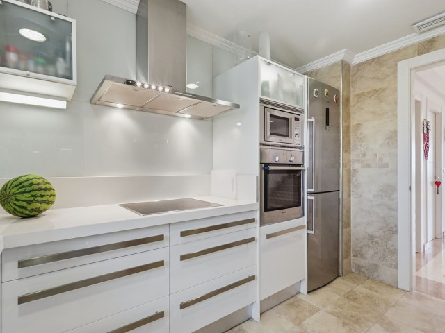 2 Schlafzimmer Apartment in Nueva Andalucía