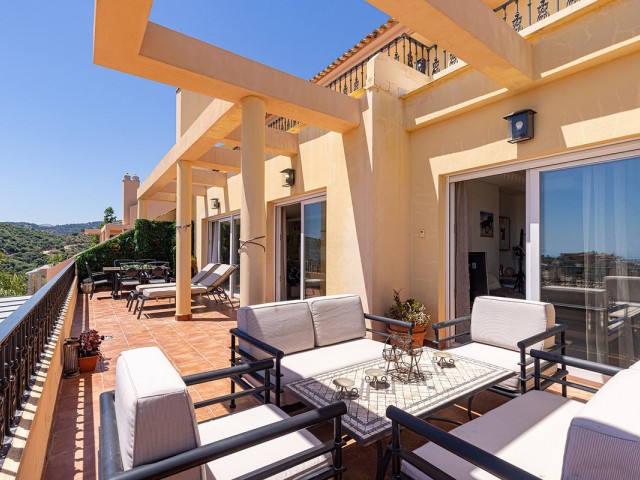 2 Schlafzimmer Apartment in Nueva Andalucía