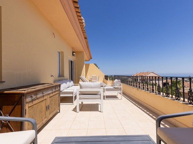 2 Schlafzimmer Apartment in Nueva Andalucía