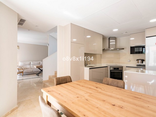 Huvila, Casares, R5408272