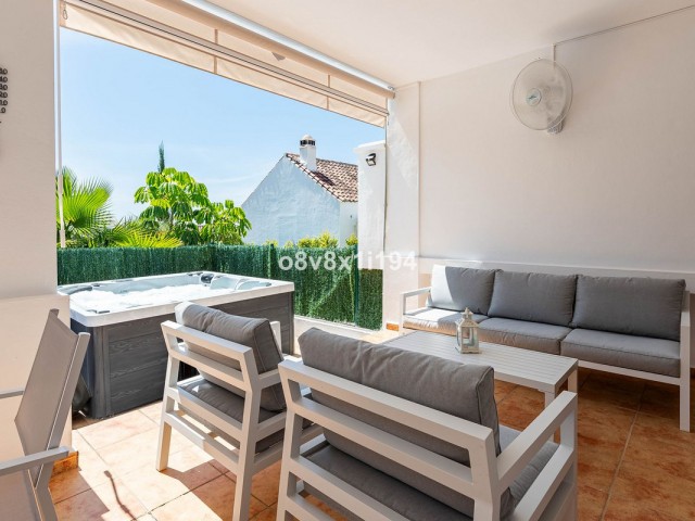 Huvila, Casares, R5408272