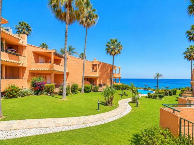 3 Bedrooms Apartment in Estepona