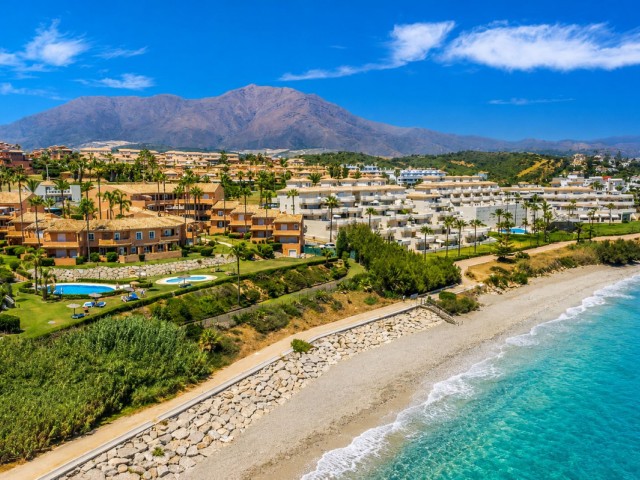 3 Bedrooms Apartment in Estepona