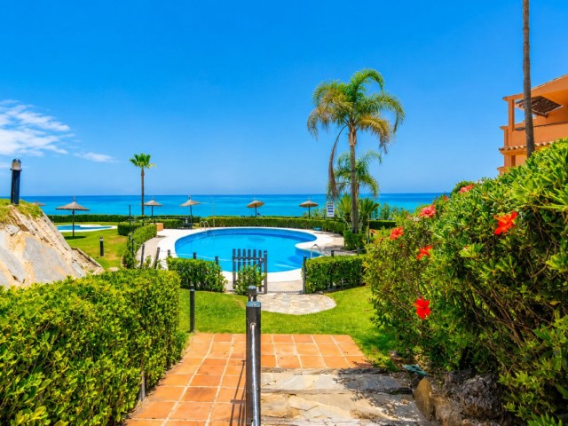 3 Bedrooms Apartment in Estepona