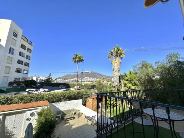 3 Bedrooms Townhouse in Estepona