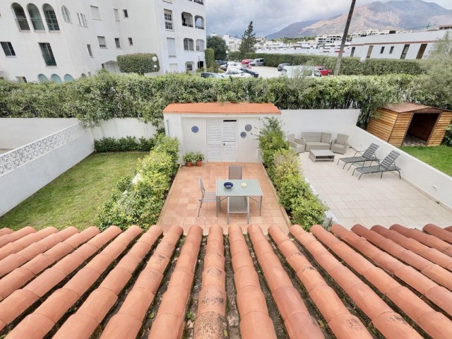 3 Bedrooms Townhouse in Estepona