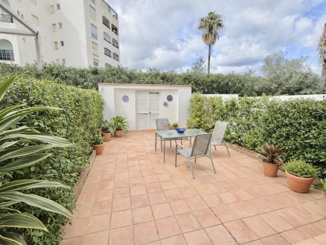 3 Bedrooms Townhouse in Estepona
