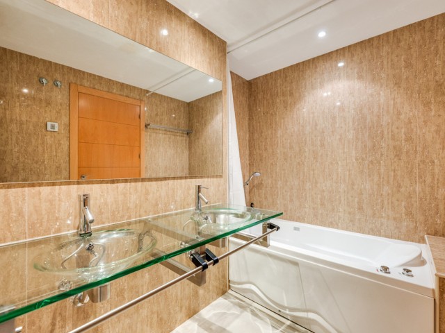 Penthouse in Estepona