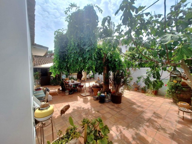 3 Bedrooms Villa in Costabella