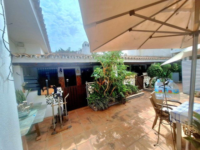 3 Bedrooms Villa in Costabella