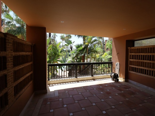 4 Schlafzimmer Apartment in San Pedro de Alcántara