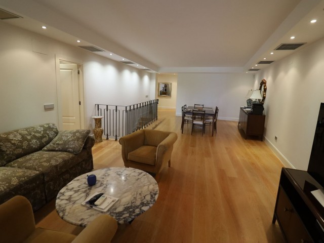 4 Schlafzimmer Apartment in San Pedro de Alcántara