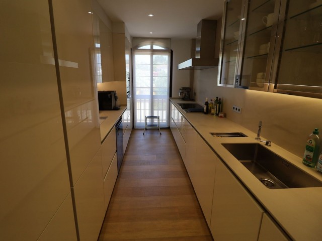 4 Schlafzimmer Apartment in San Pedro de Alcántara