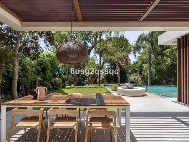 6 Bedrooms Villa in Marbella