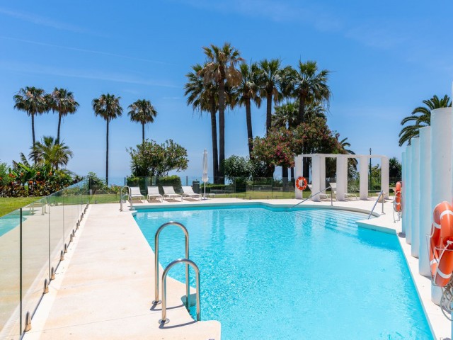 2 Bedrooms Apartment in Estepona