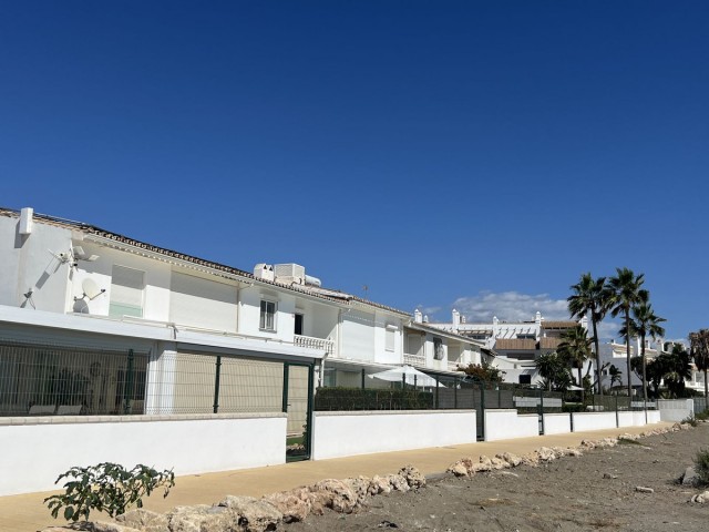 2 Slaapkamer Rijtjeshuis in Costalita