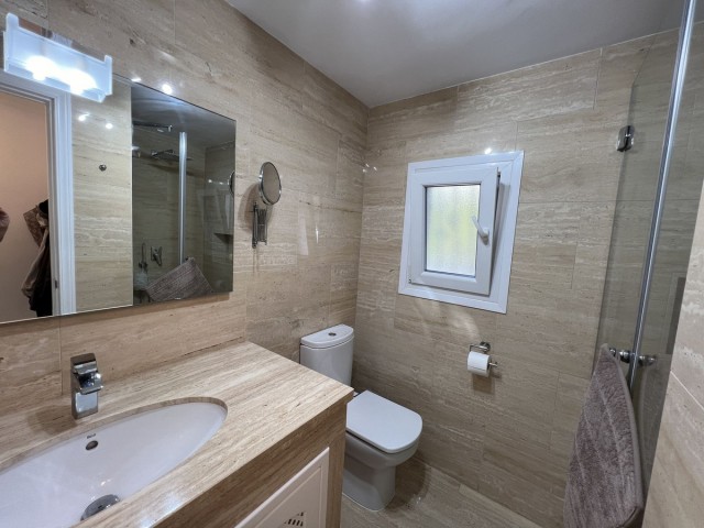 2 Slaapkamer Rijtjeshuis in Costalita