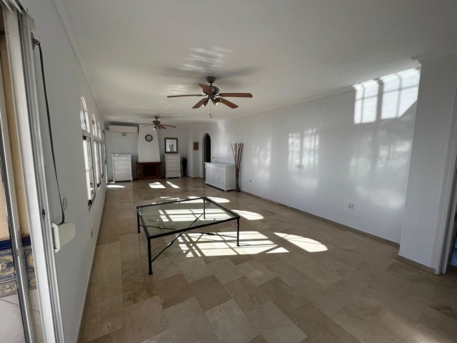 Leilighet, Torrenueva, R4256161