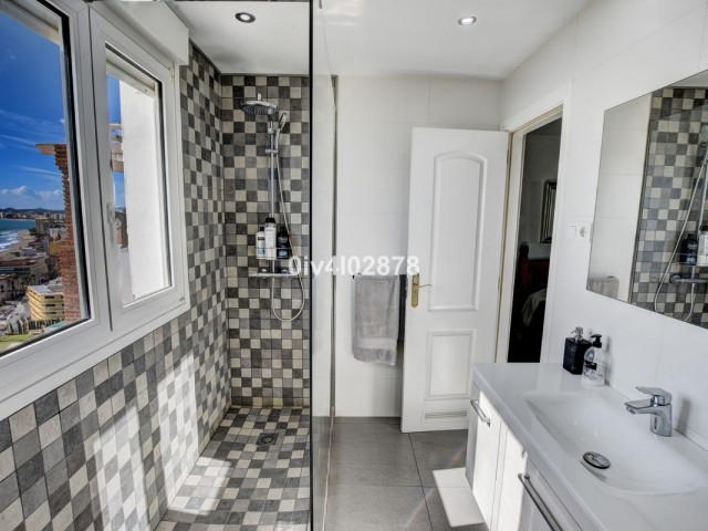 2 Bedrooms Townhouse in Benalmadena