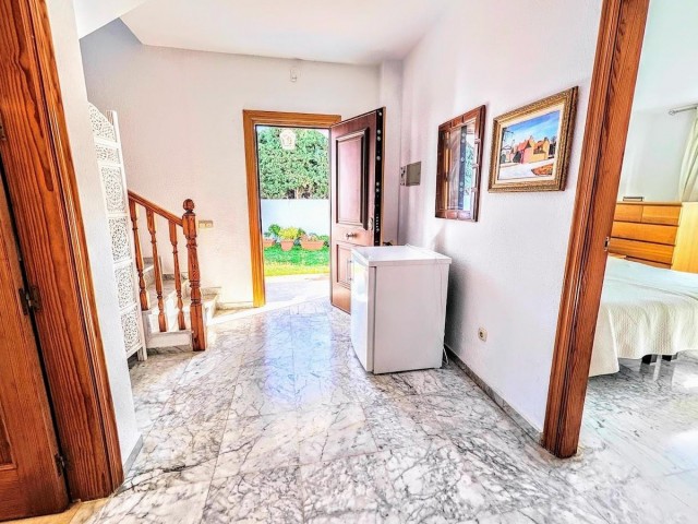 4 Bedrooms Villa in Benalmadena Costa